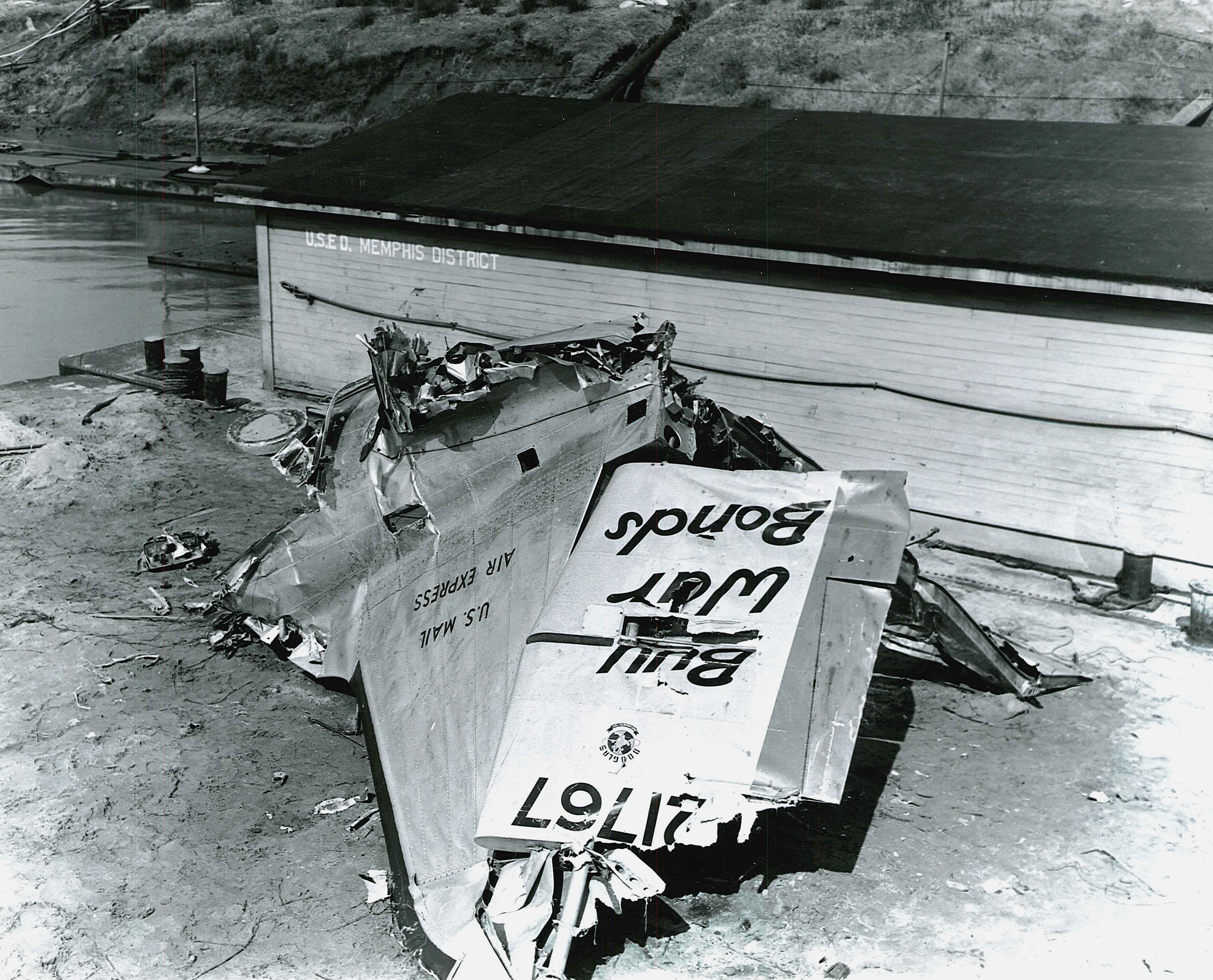 twisted piece of plane metal on a barge twisted piece of plane metal on a barge